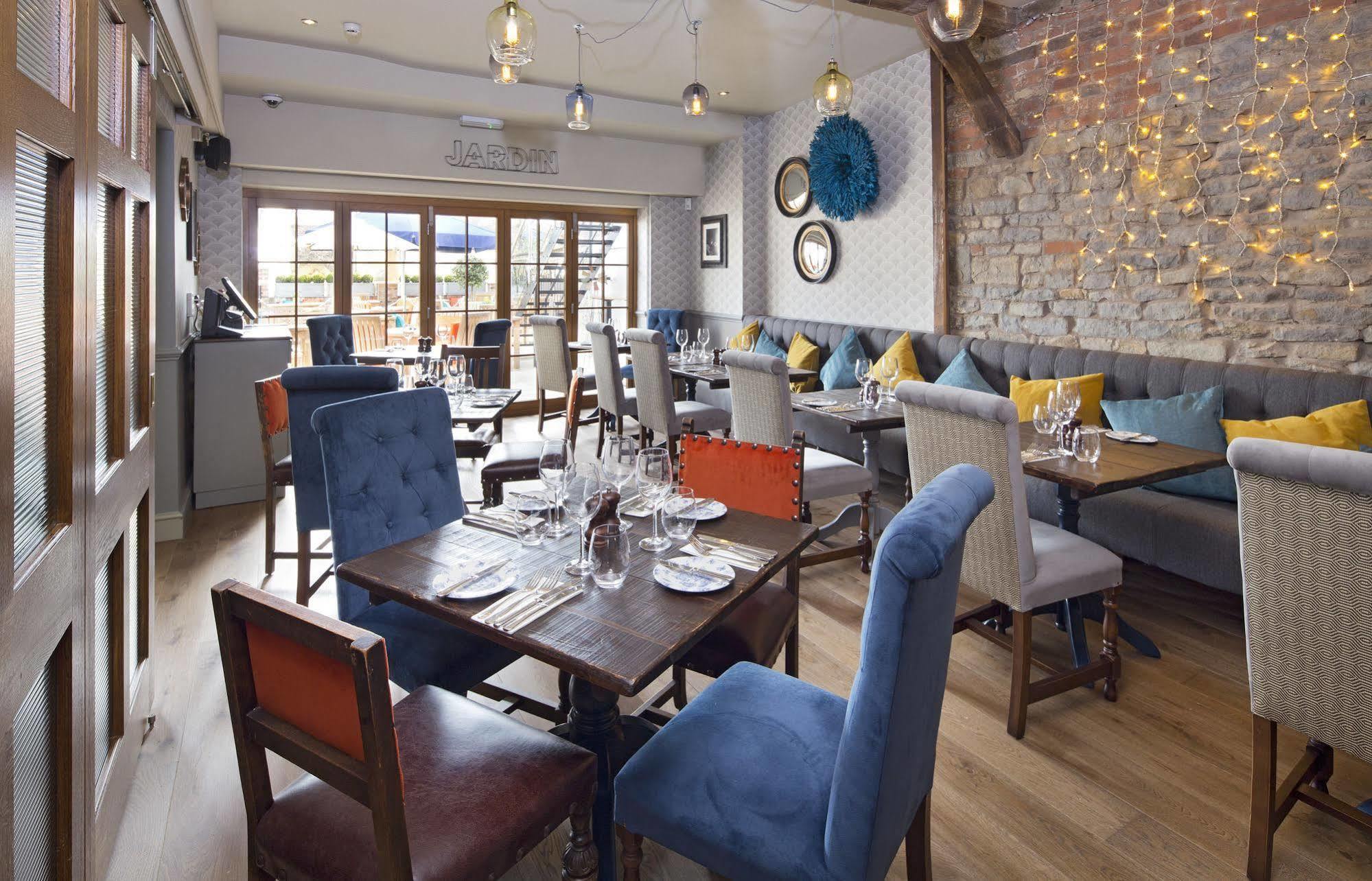 The George Townhouse Hotel Shipston-on-Stour Екстериор снимка